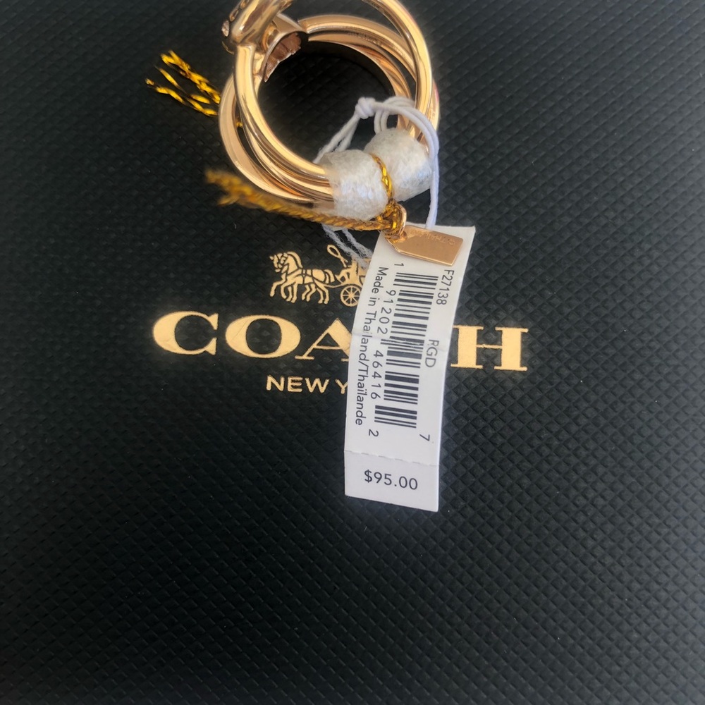 Coach Open Circle Heart Ring Set in Rose Gold 7 - Picture 5 of 5